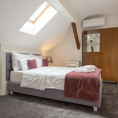 Hotel Public House Belgrade