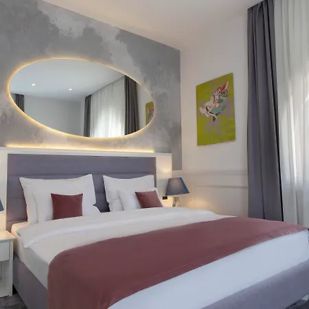 Hotel Public House 4*