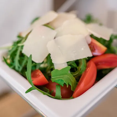 Hotel Public House 4*