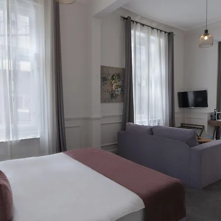 Hotel Public House 4*