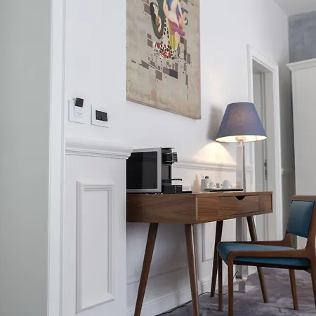 Public House 4* Belgrade