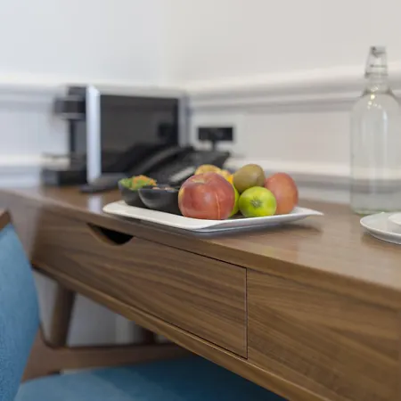 Hotel Public House 4*