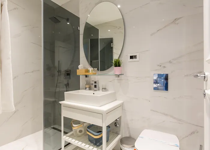 Public House 4* Belgrado