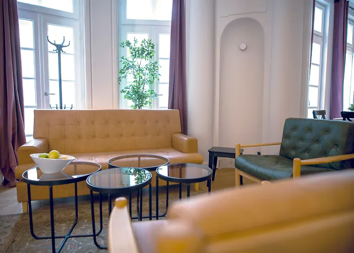 Public House Белград