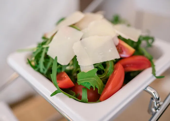 Hotel Public House 4*