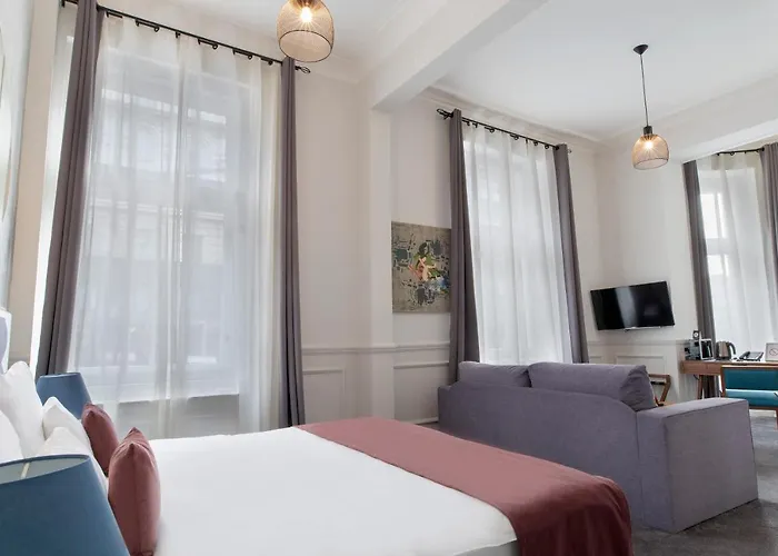 Public House Hotel 4*